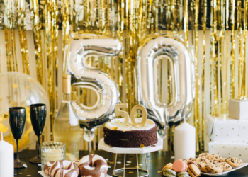 Wystrój pomieszczenia na 50 urodziny