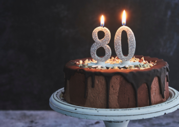 Tort na 80 urodziny