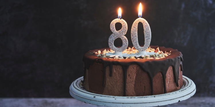 Tort na 80 urodziny